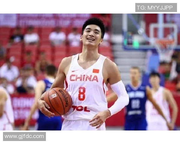 于德豪的成长之路：从普通学子到行业领军人物的奋斗故事