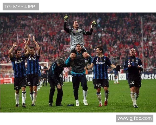 拜仁与尤文对决统计分析揭示双方实力差距与战术特点 拜仁与尤文对决统计分析揭示双方实力差距与战术特点