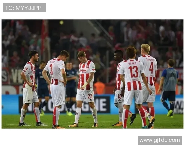 博德博恩与汉堡的激烈对决解析及赛后精彩瞬间回顾