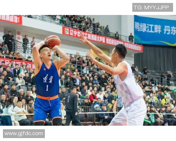 辽宁男篮CBA赛程首轮揭晓,备战新赛季热火开战! 辽宁男篮CBA赛程首轮揭晓,备战新赛季热火开战!