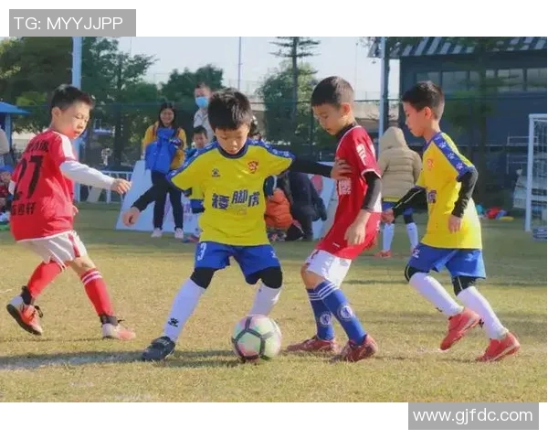 太原市足球比赛现场直播精彩瞬间回顾与赛程安排全解析 太原市足球比赛现场直播精彩瞬间回顾与赛程安排全解析