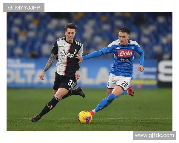 莱切主场迎战南安普敦双方争夺英超宝贵积分之战 莱切主场迎战南安普敦双方争夺英超宝贵积分之战